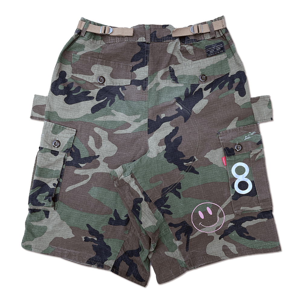 Chiveskella Camo Shorts